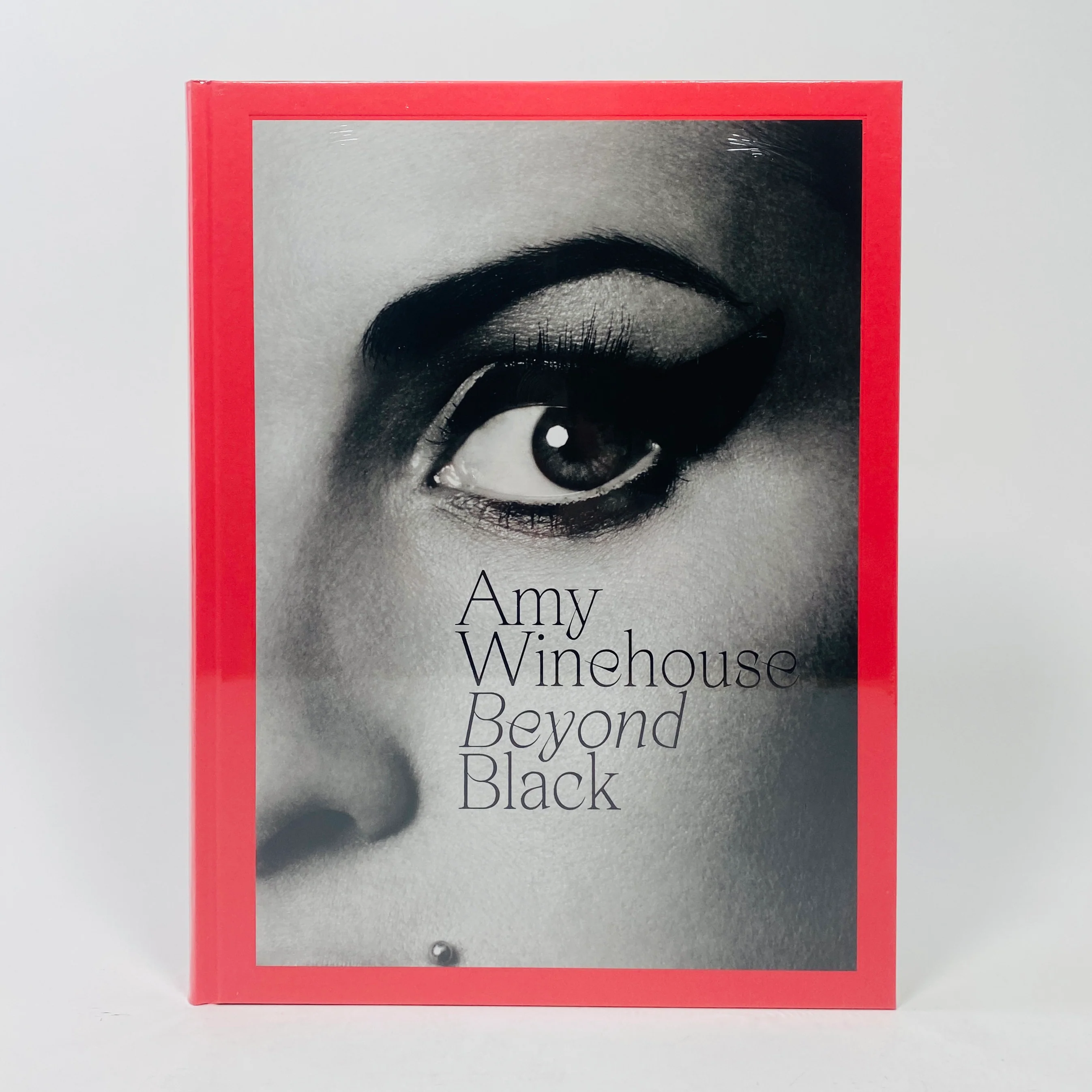 Amy Winehouse - Beyond Black
