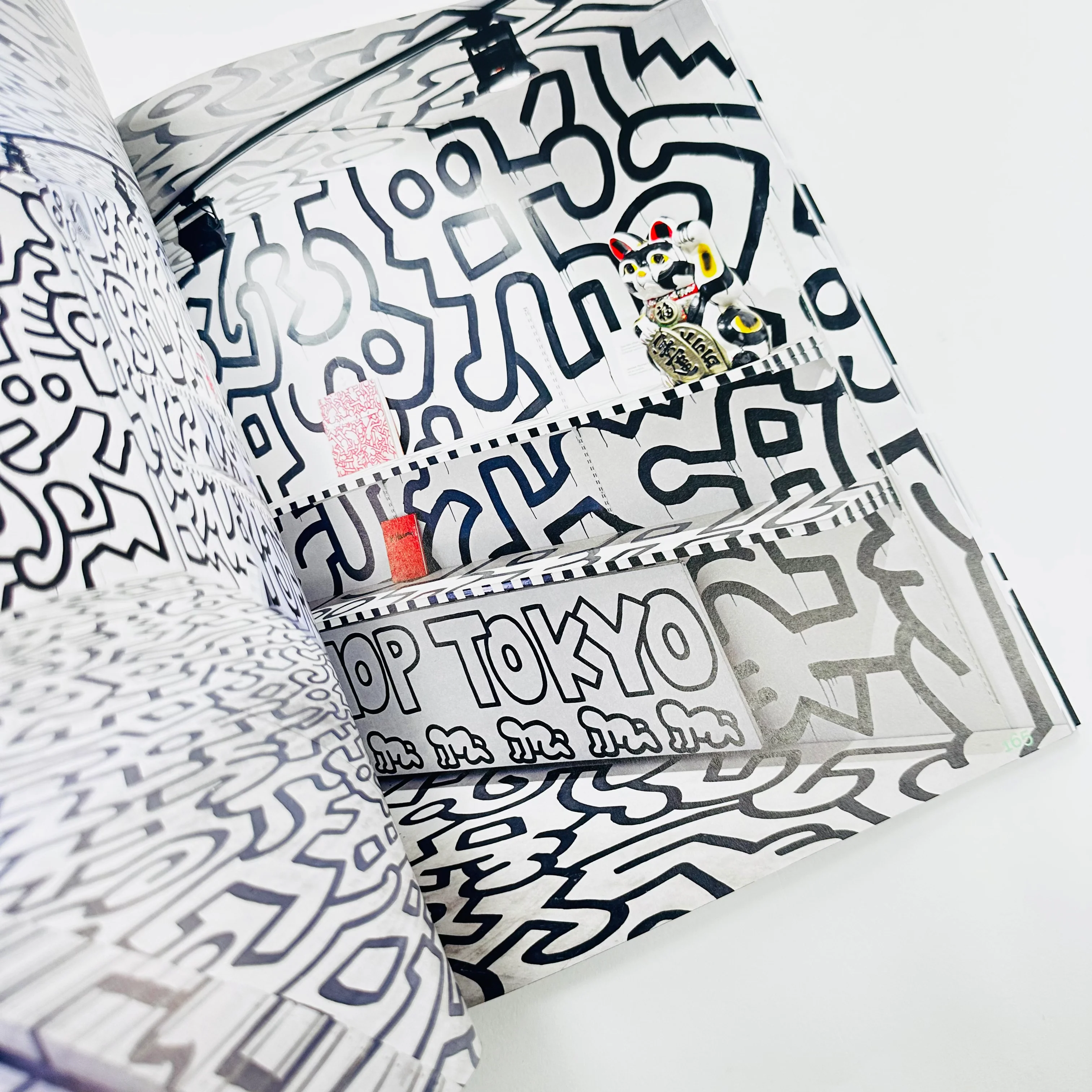 Art & Comix - KAWS - Image 3