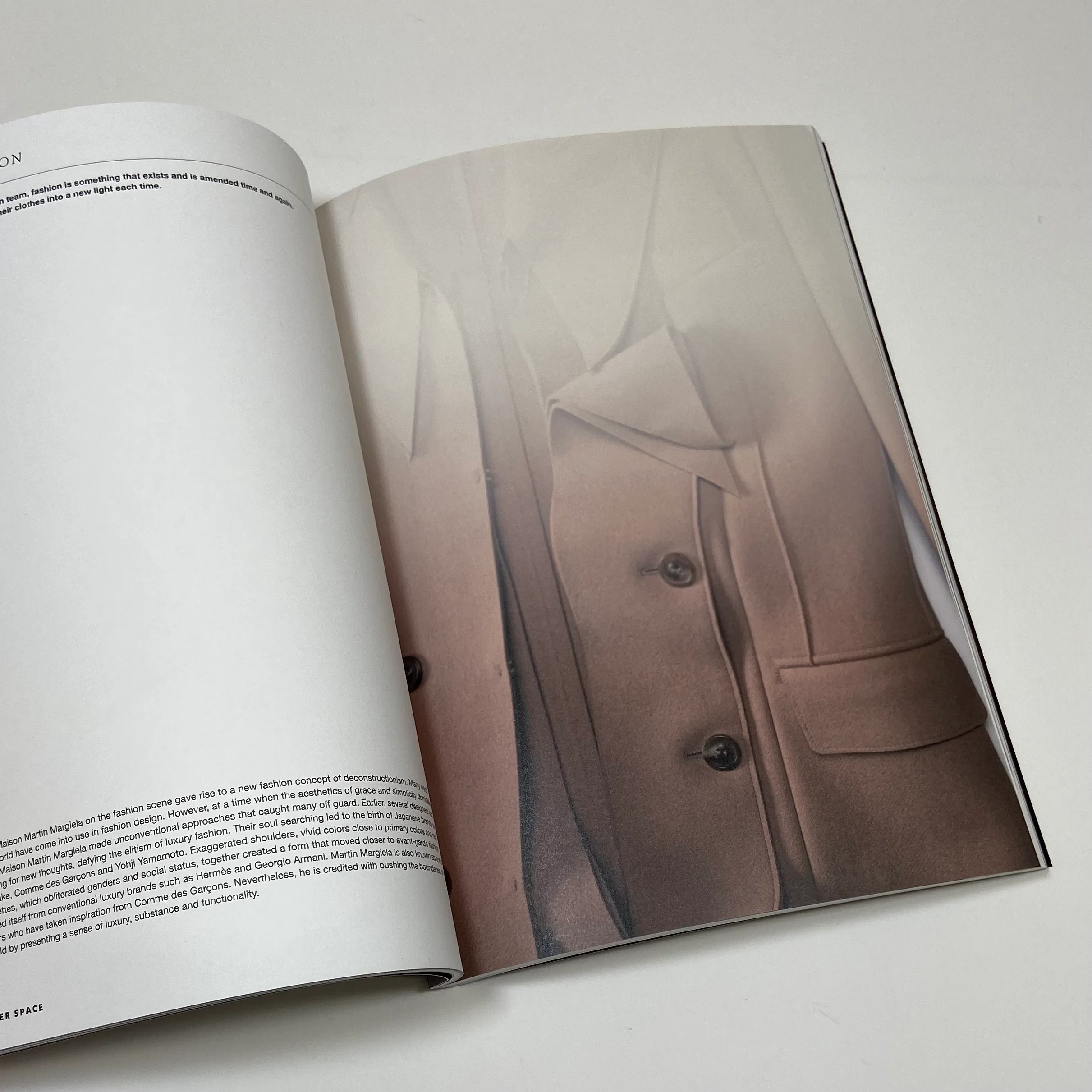 B Magazine  #54 - Maison Margiela - Image 4