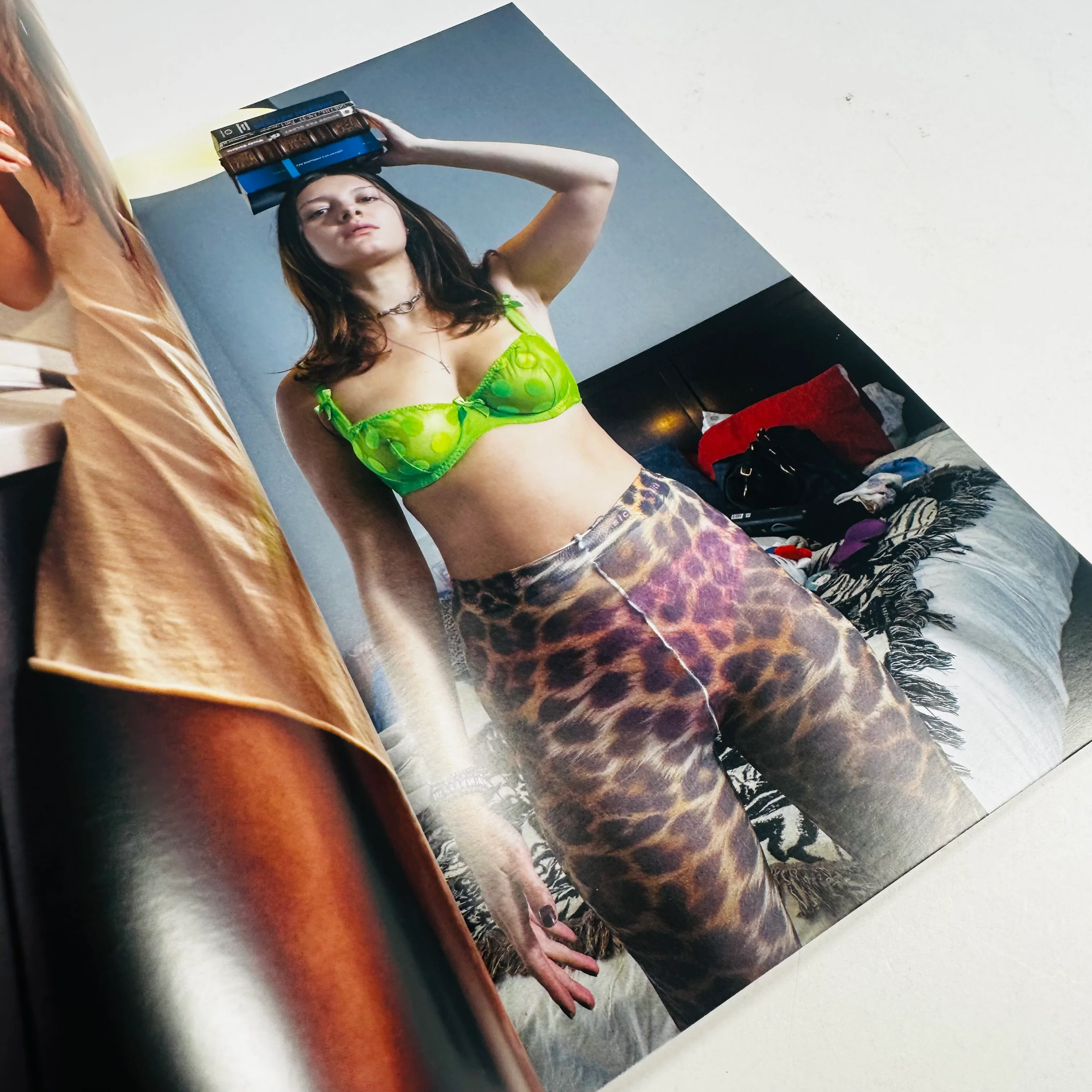Books, Food, Phones - Richard Kern - Image 5