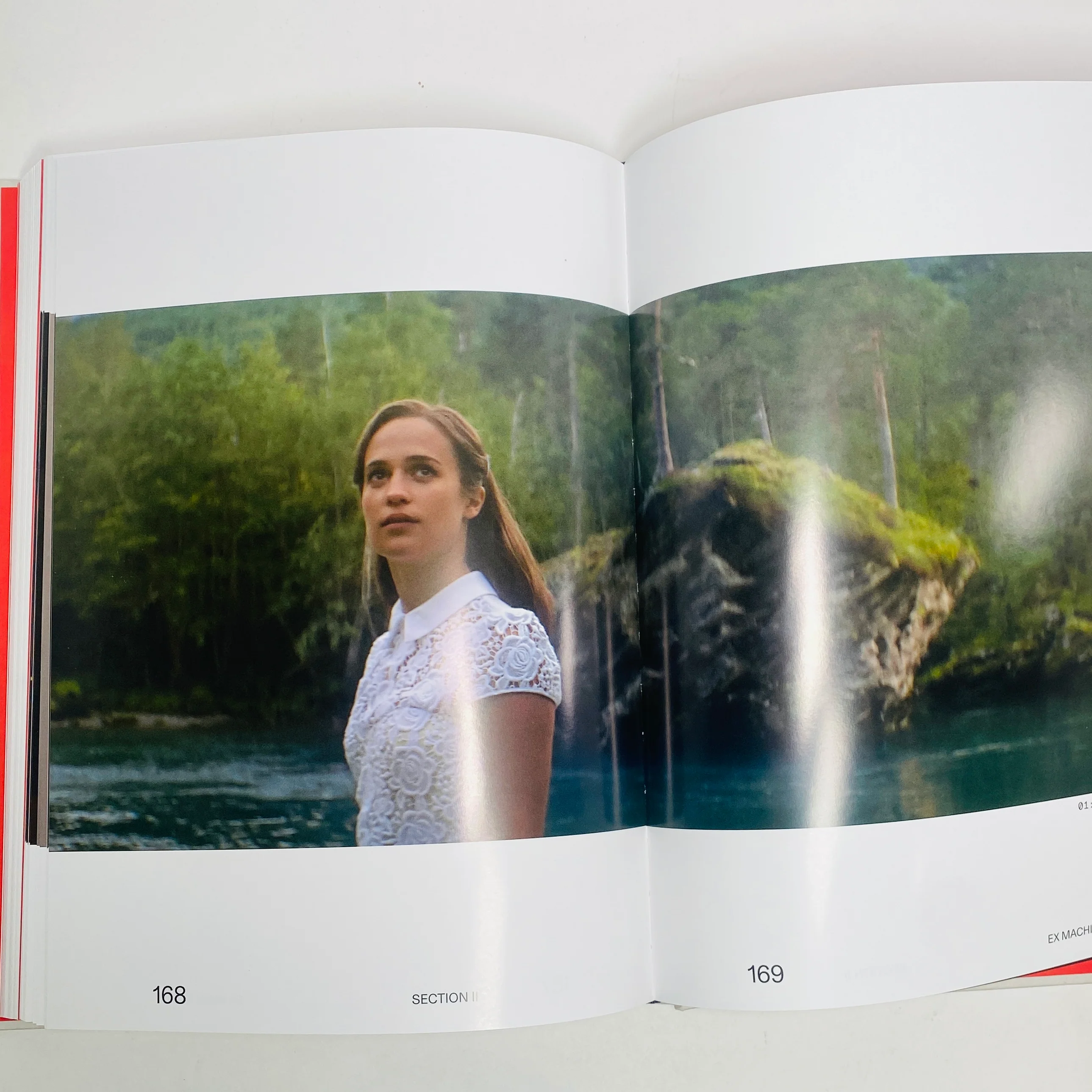 Ex Machina Screenplay Book - Image 4