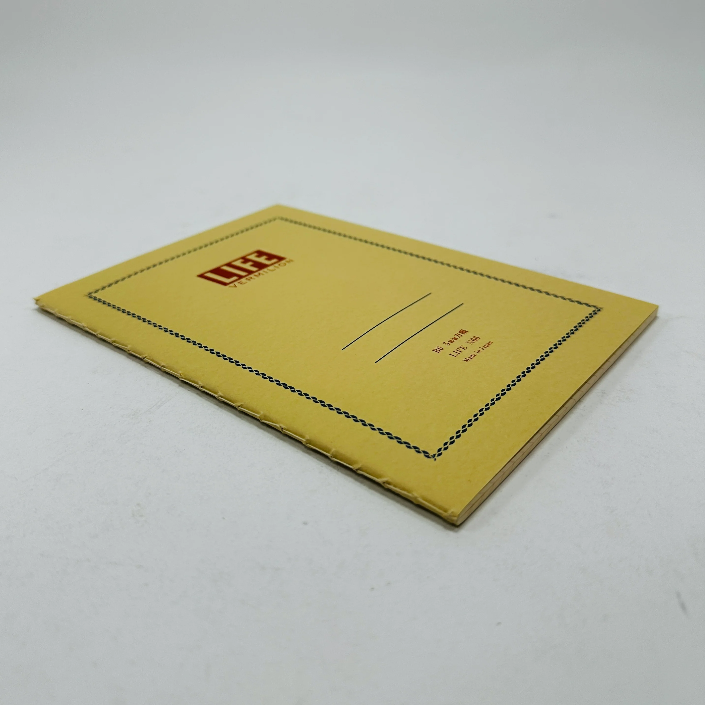 Life Vermilion N66 Notebook B6 Grid - Image 2