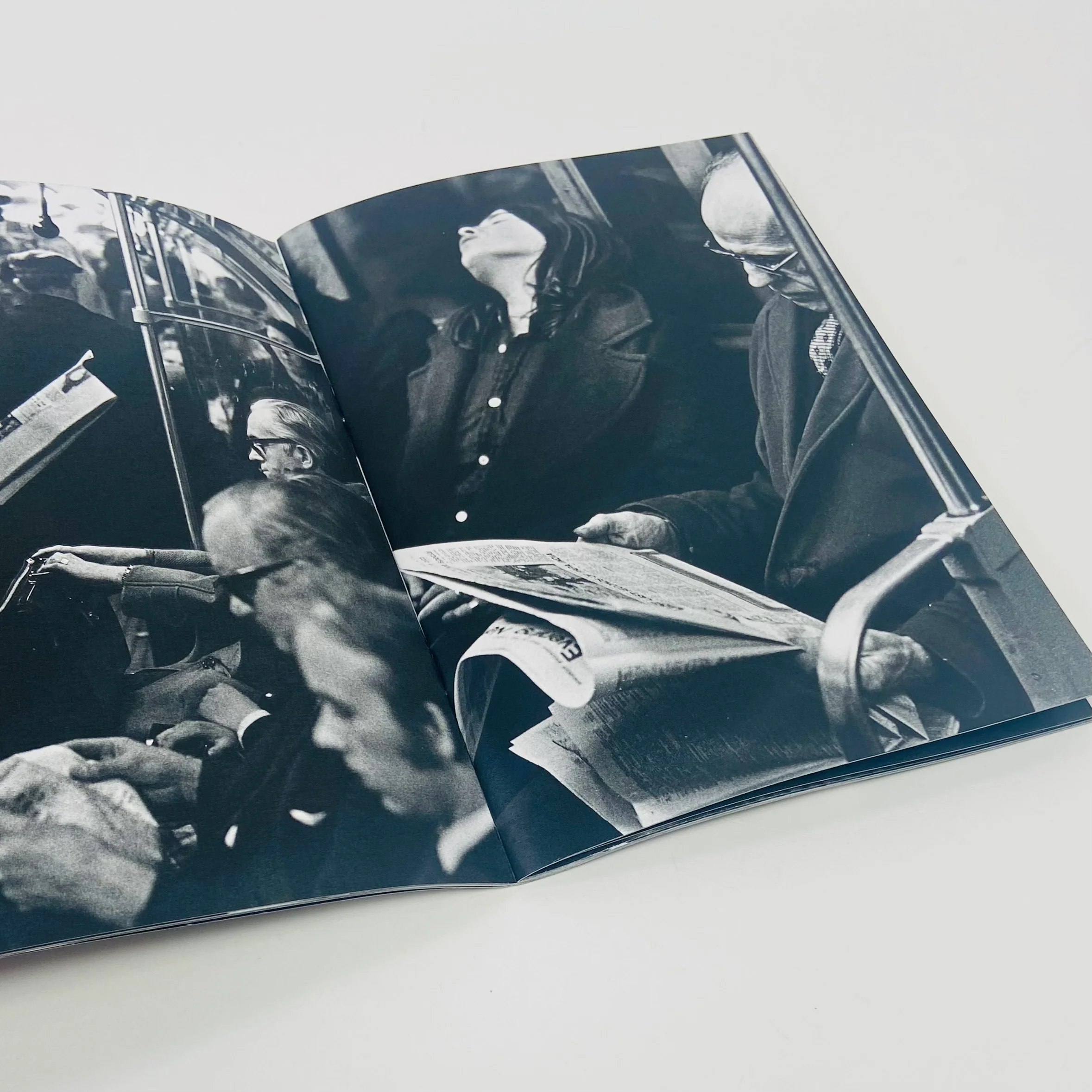 Rush Hour London Underground 1973 - Sean Plunkett - Image 6