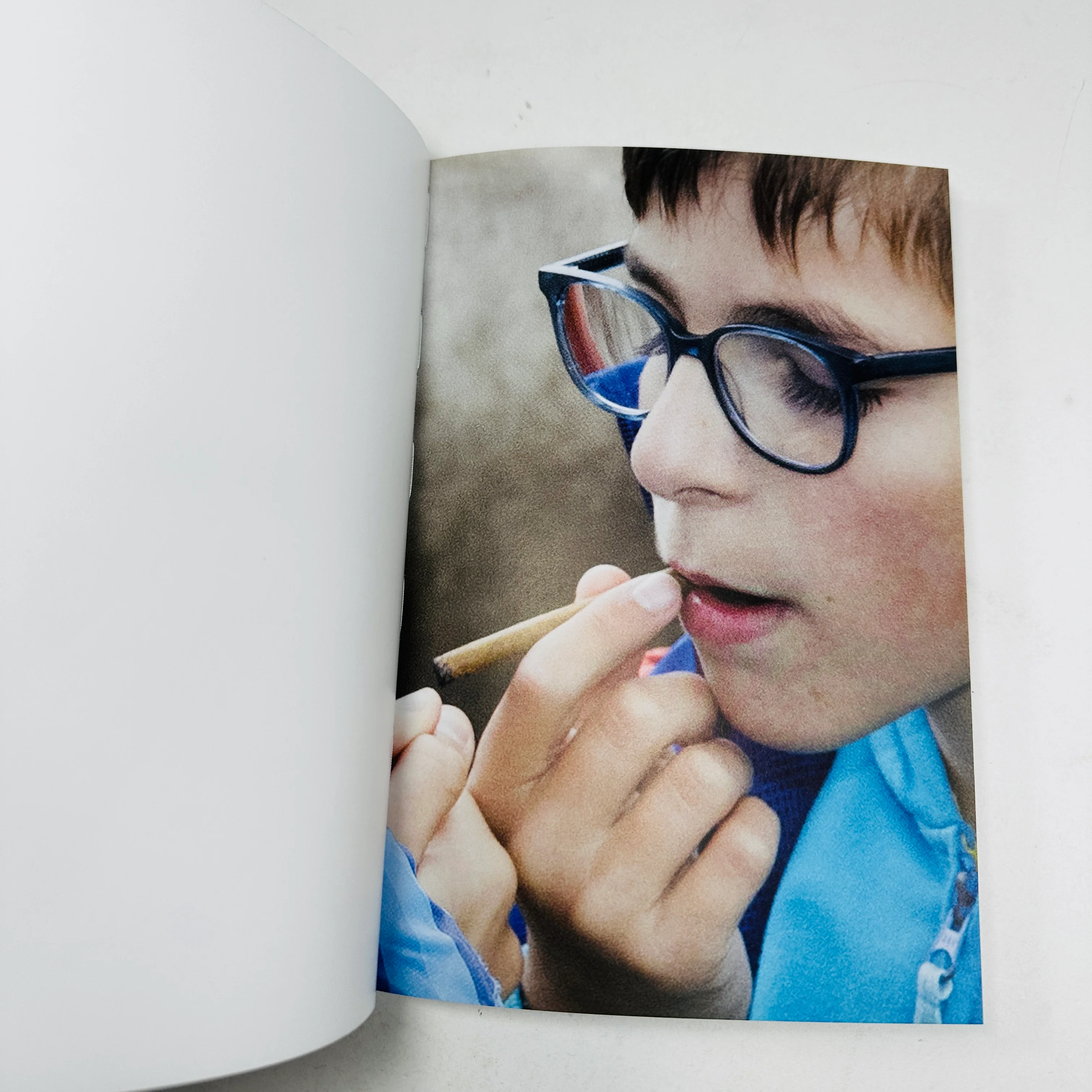 Smoke - Kris Lüdi - Image 5
