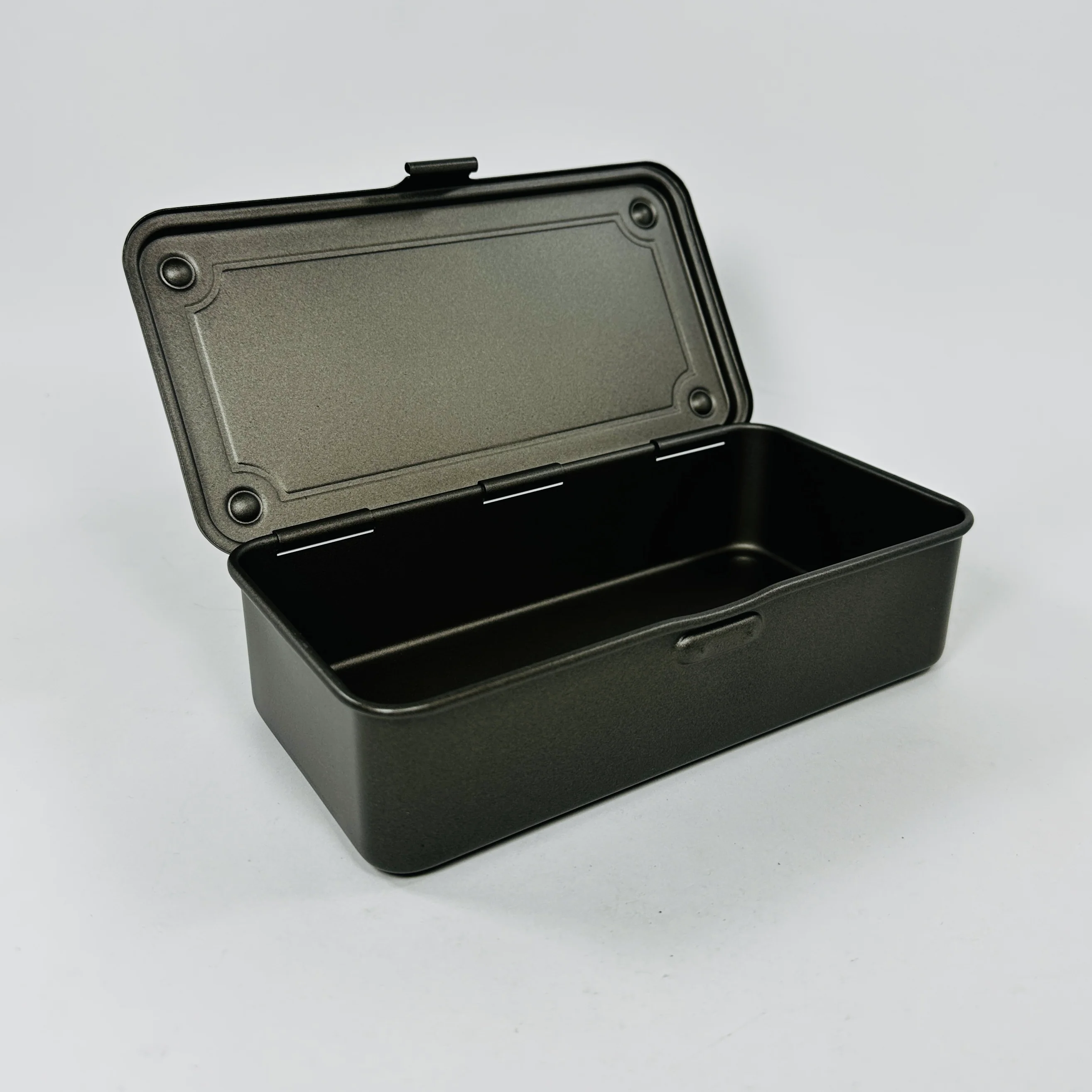 Toyo Steel Trunk Shape Toolbox T0190 - Titanium - Image 2