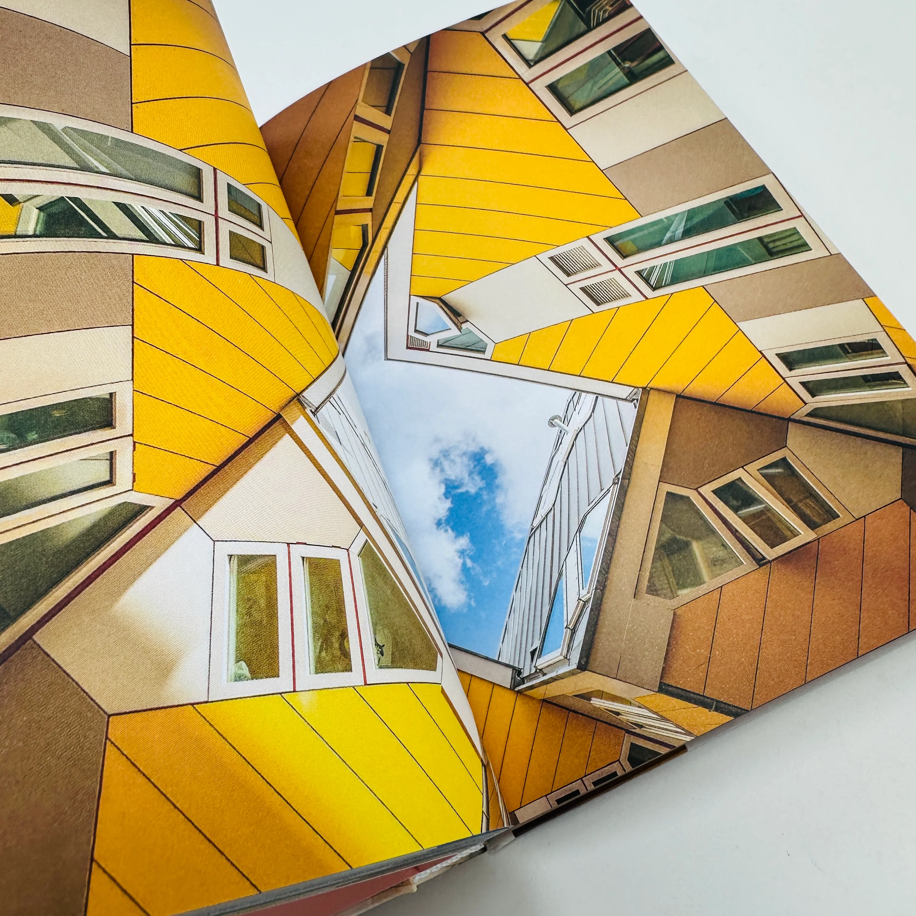 Weird Buildings - Image 4